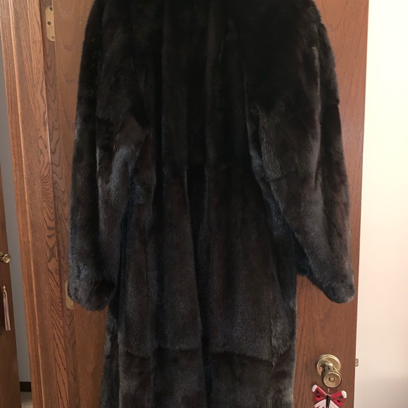 Full pelt, full-length 100% ranch mink coat - Picture 2 of 8